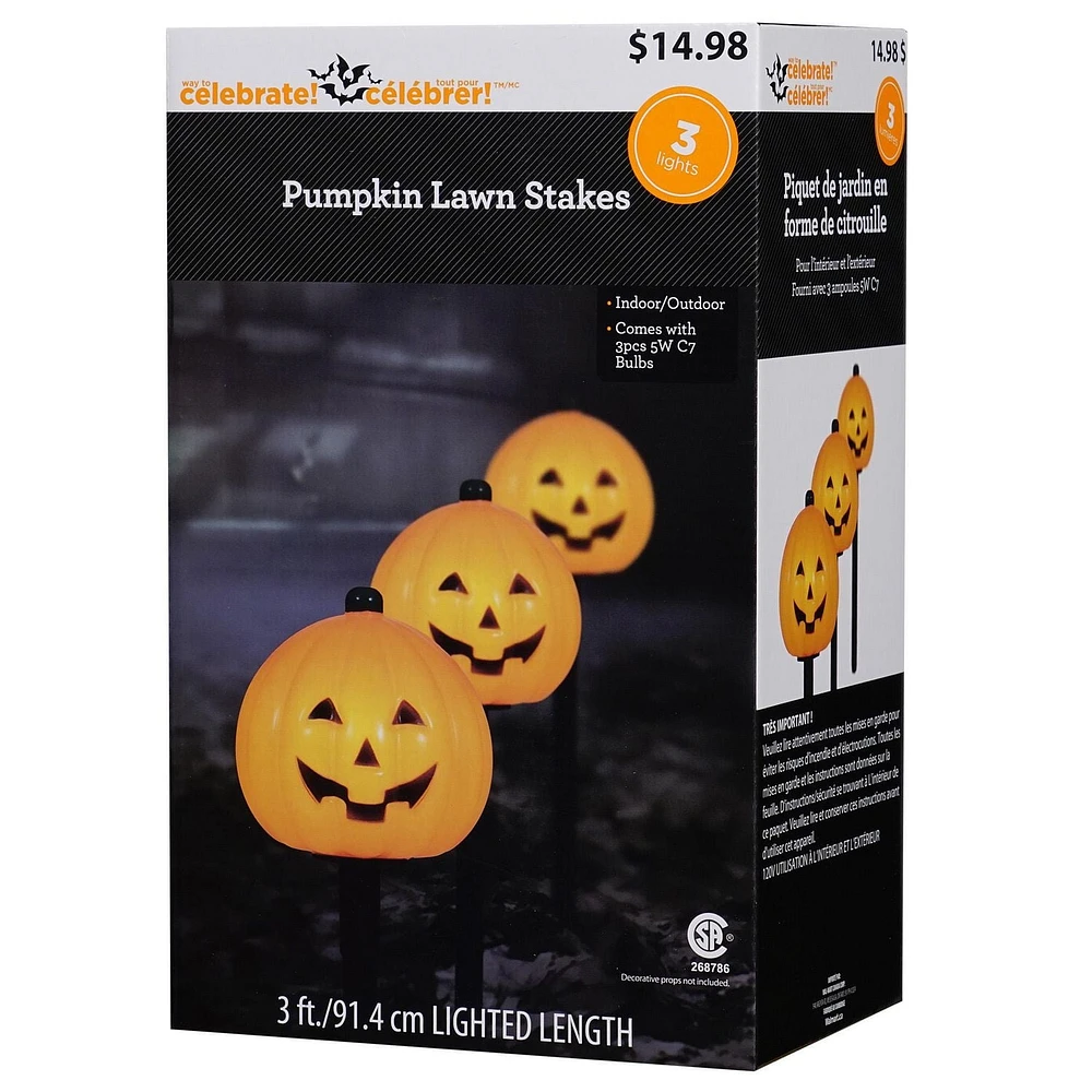 Way to Celebrate Halloween 3-Piece Pumpkin Lawn Stakes, with 3 Clear C7 Bulbs