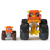 Monster Jam, Monster truck officiel en métal moulé El Toro Loco à l'échelle 1:64, avec mini-véhicule collector à l'échelle 1:87 en cadeau, jouets pour filles et garçons à partir de 3 ans