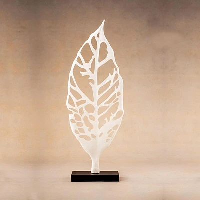 Sculpture de taille moyenne en feuille blanche d'automne, meuble canadien