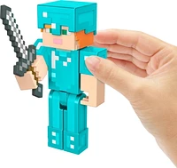 MINECRAFT – FIGURINE DE BASE – 8,26 CM (3,25 PO) – Alex avec armure en diamant