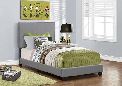Monarch Specialties Lit, Taille Jumelle, Plate-forme, Chambre À Coucher, Cadre, Rembourré, Pu D'aspect Cuir, Pattes En Bois, Gris, Transitionnel