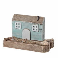 Maison En Bois Au Bord De La Mer