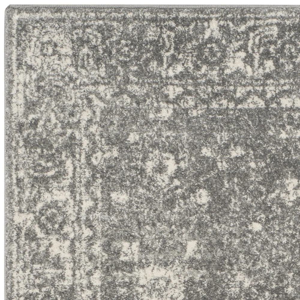 Safavieh Evoke Denica Traditional Area Rug