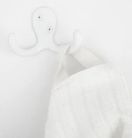 era Welcome Hooks, 2-Pack White, 2.75in x 1.87in