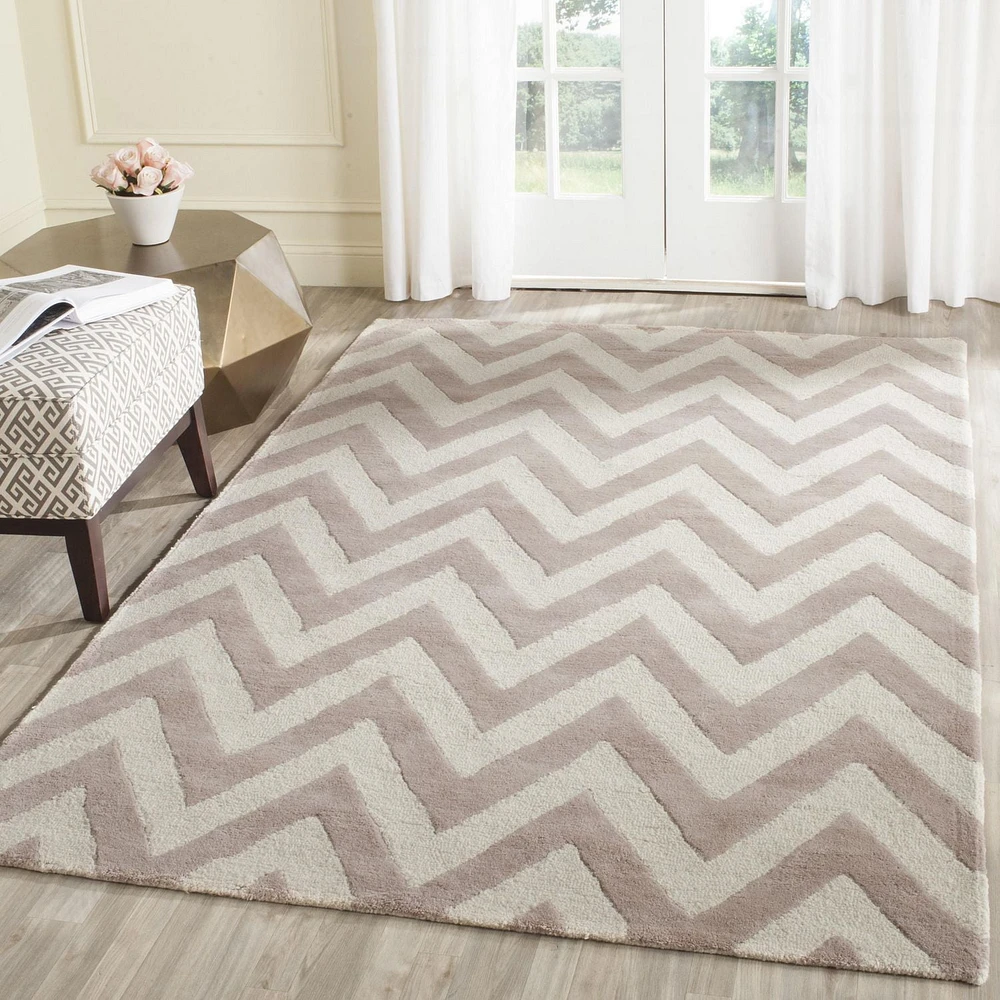 Safavieh Cambridge Kaitlyn Tapis Chevron