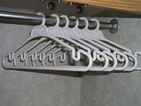 Lynx Stay-Put Hanger