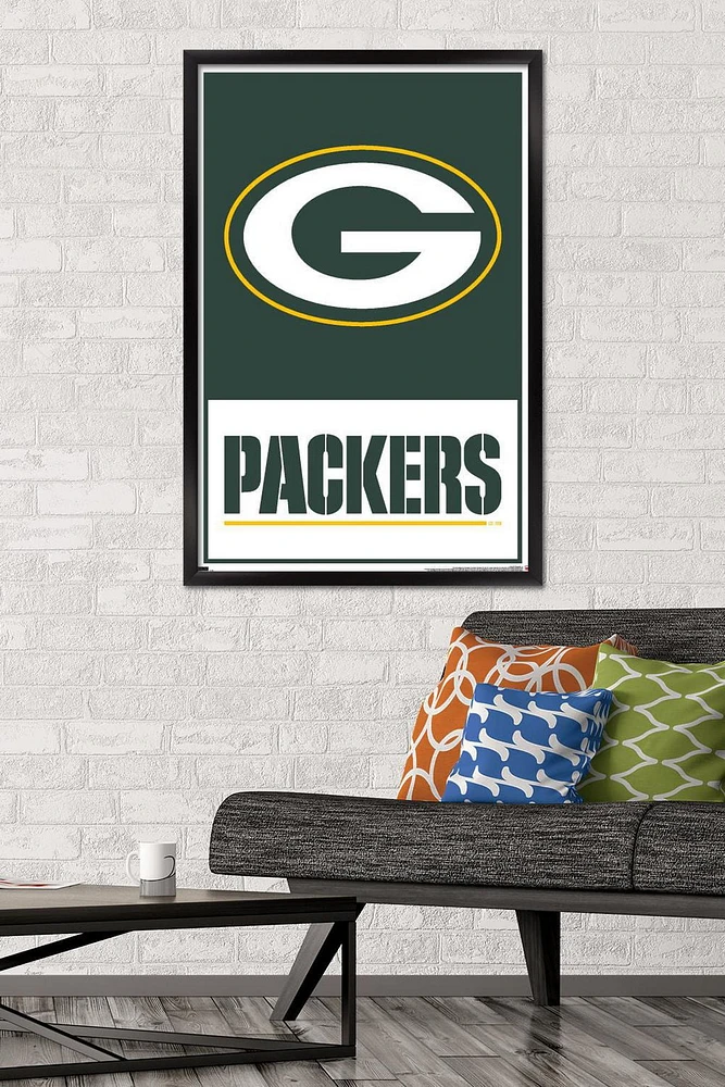 NFL Green Bay Packers - Logo 21 Wall Poster with Push Pins, 14.725" x 22.375"