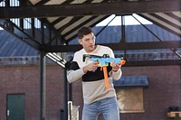 Nerf Rival, blaster Pathfinder XXII-1200, système Nerf Rival le plus précis, viseur ajustable, chargeur 12 billes, 12 billes en mousse Nerf Rival de précision
