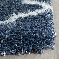 Safavieh Montreal Lennart Geometric Shag Area Rug