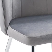 Chaise d'appoint touffetée en velours Nash