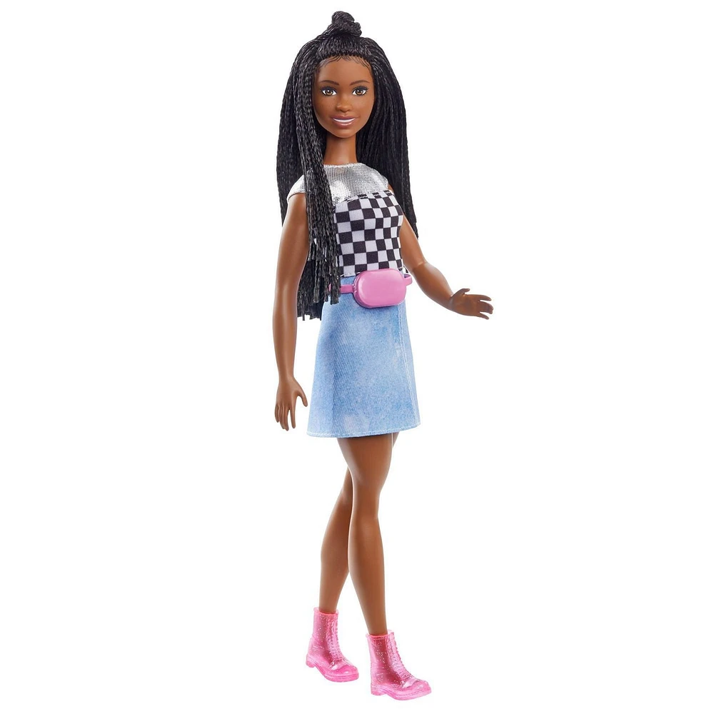 Barbie: Poupée Barbie Big City, Big Dreams « Brooklyn » (30 cm, Brune à Cheveux Tressés) Roberts avec Haut à Paillettes, Jupe et Accessoires, Cadeau pour Enfants de 3 à 7 ans