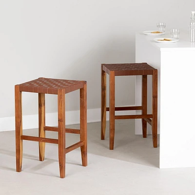 Lot de 2 tabourets en cuir tressé de la collection Balka South Shore
