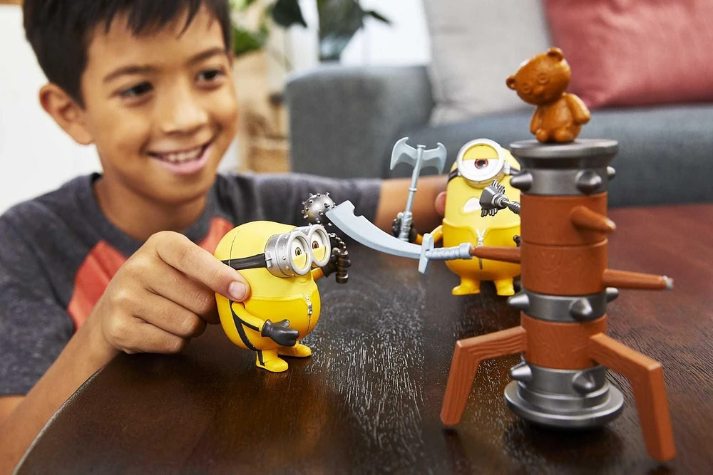 ​Minions: The Rise of Gru Movie Moments Martial Arts Minions Action Figure Interactive Toy with Articulation & Kung Fu Movie Scene Training Accessories
