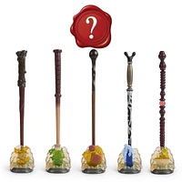 Wizarding World Harry Potter, Baguette mystère Magical Collector Mystery Wand avec socle d'exposition et icône, série Potions (les styles peuvent varier)