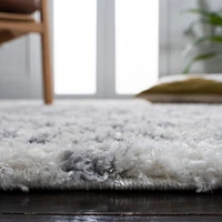 Safavieh Berber Fringe Phillip Tapis Aztèque Shag