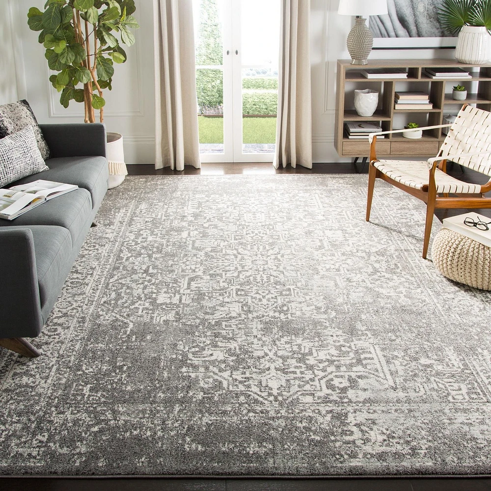 Safavieh Evoke Trena Traditional Area Rug