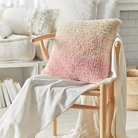 Red Heart Hygge Fur Yarn (200 g/7 oz), Dusty Pink