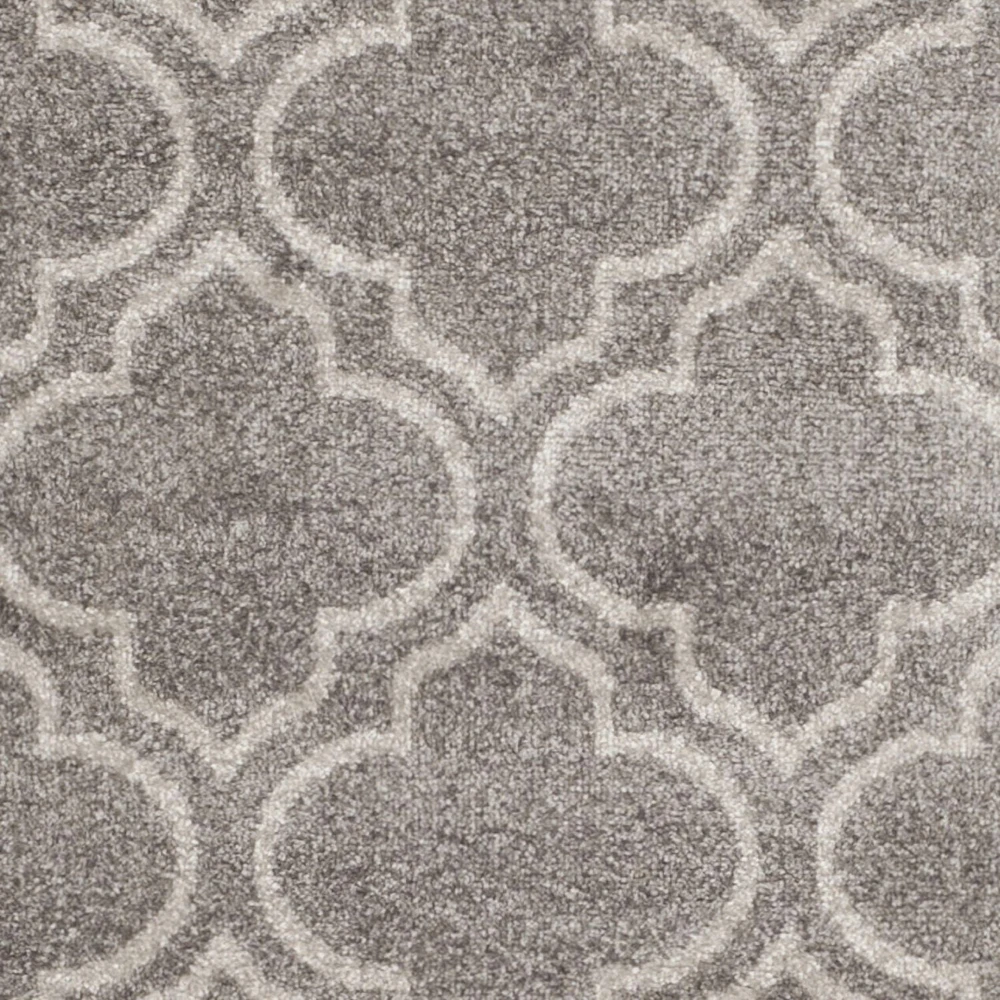 Safavieh Amherst Wilson Geometric Area Rug