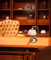 Lampe de bureau de banquier moderne Mini avec base de contrôle à gradateur tactile, nickel brossé