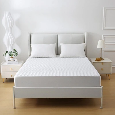Marina Decoration Premium Luxury Ultra Soft Quilted Waterproof All Season Bedding Mattress Cover Protector Fitted Mattress Pad, Deep Pocket Fits Up to 16 Inch