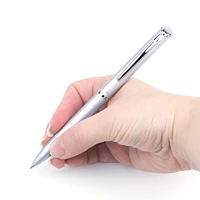 Pentel EnerGel Rétractable Stylo à Encre Gel, Barillet Argent Métal, Encre Noir, 0,7mm, Boîte à Cadeau