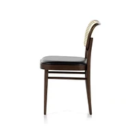 Ensemble de 2 chaises de salle à manger en rotin Purtell – Cadre en bois massif avec un élégant dossier en rotin, présentant un style moderne intemporel du milieu du siècle