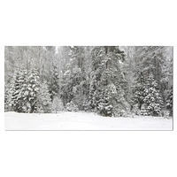 Designart Panorama brumeux de la forêt d'hiver Art mural sur toile