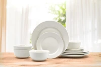 Hometrends 12 piece Amelia Dinnerware, 12 piece Amelia Dinnerware