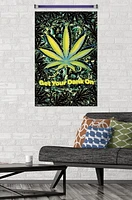 Neon - Marijuana Neon Wall Poster,