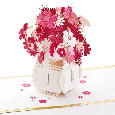 Carte Signature en relief de la fête des Mères, Paper Wonder de Hallmark (Fleurs dans un vase, « Make the World More Beautiful »)