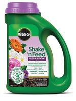 Engrais pour plantes Miracle-Gro Shake n Feed Ultra Bloom - 2,04kg Fertilise jusqu'à trois mois.