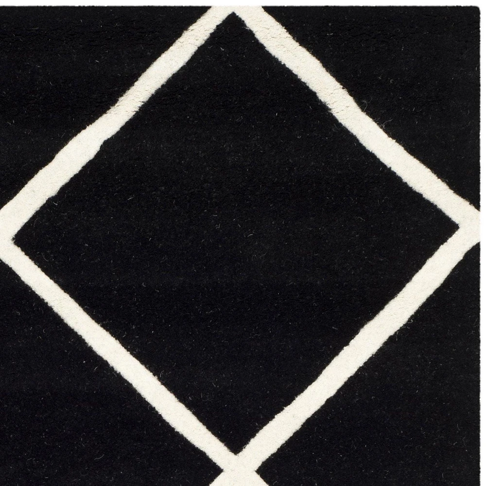 Safavieh Chatham Isaac Geometric Diamonds Area Rug