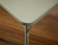 Cosco Table pliante à dessus en vinyle de 34 po