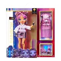 Rainbow High Lila Yamamoto – Poupée-mannequin violet et mauve