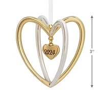 Décoration Hallmark de Noël (Deux cœurs « 2024 », décoration métallique haut de gamme )