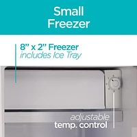 Black + Decker BCRK32W Réfrigérateur compact Energy Star Mini-réfrigérateur à porte simple avec congélateur, 3,2 pieds cubes, blanc