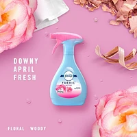 Désodorisant textile éliminateur d’odeurs en vaporisateur Febreze, parfum Downy Fraîcheur d’avril