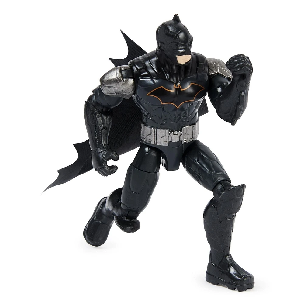 DC Comics, Figurine articulée Combat Batman de 10 cm avec 3 accessoires mystère, Jouets Batman pour garçons et filles à partir de 3 ans