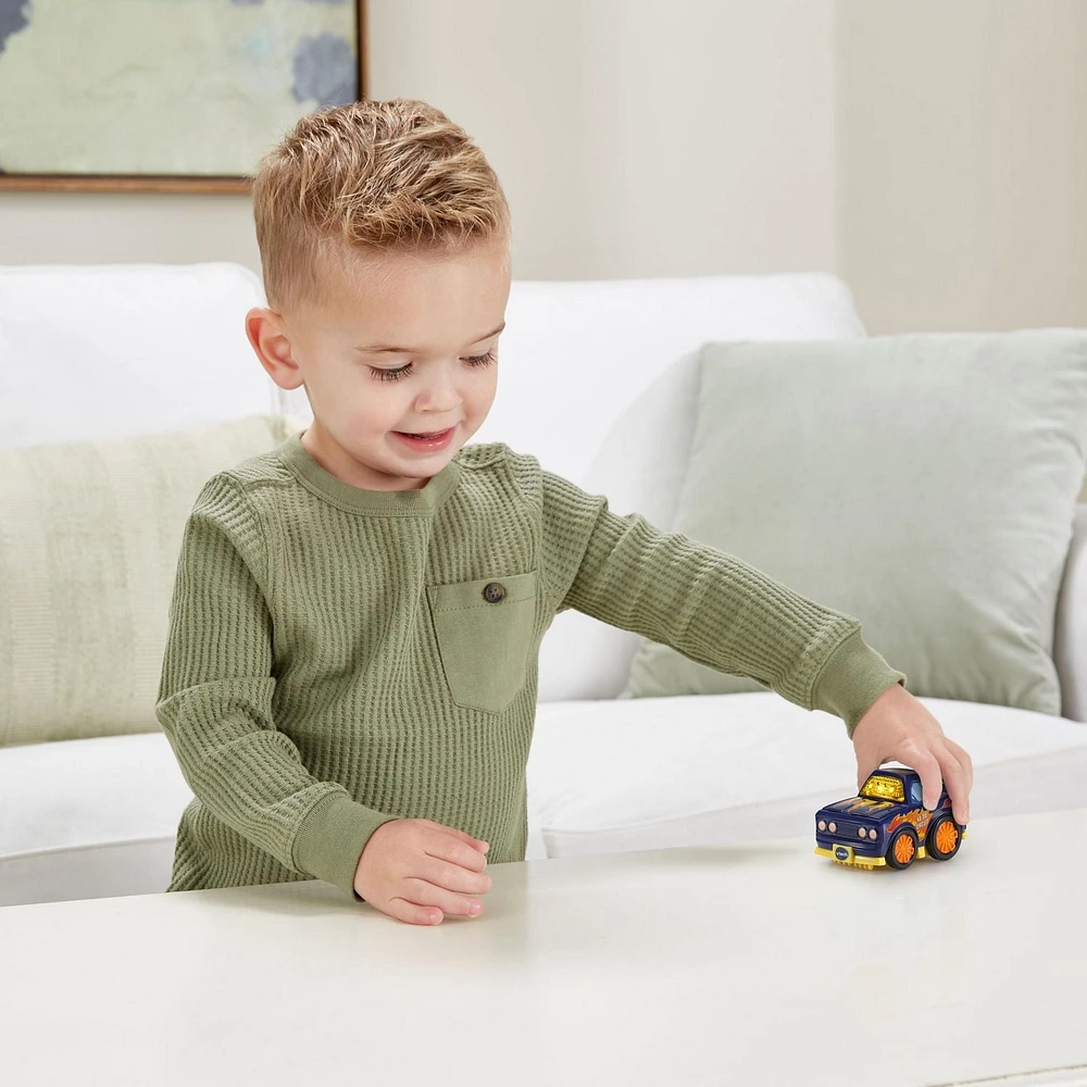 VTech Go! Go! Smart Wheels® Revved Up Race Car - French Version, 1-5 Years