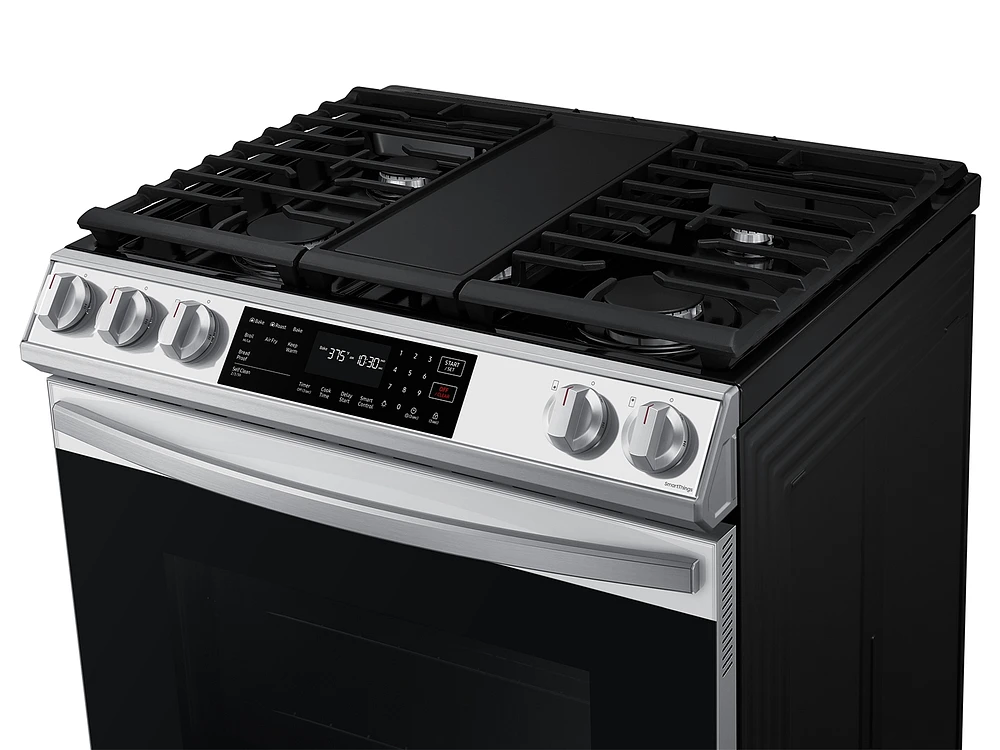 NX60CB831512AA | Bespoke 6.0 cu. ft. Smart Slide-in Gas Range with Air Fry & Convection in White Glass | Samsung Business.