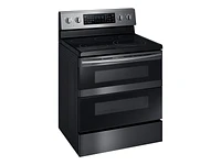 NE59M6850SG/AA | 5.9 cu ft. Smart Freestanding Electric Range with Flex Duo™ & Dual Door in Black Stainless Steel | Samsung Business US