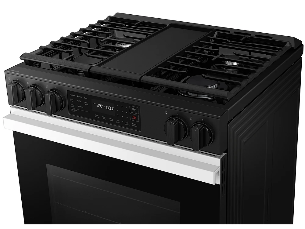 Samsung  Bespoke Smart Slide-In Gas Range 6.0 cu. ft. in White Glass with Air Fry & Precision Knobs | Samsung Business US