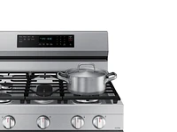 NX60A6711SS/AA | 6.0 cu. ft. Smart Freestanding Gas Range with No-Preheat Air Fry, Convection+ & Stainless Cooktop in Stainless Steel | Samsung Business US