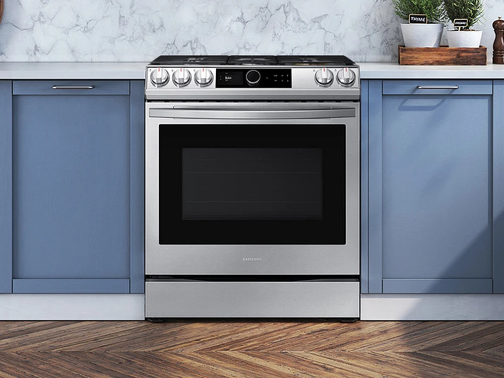 NX60T8711SS/AA | 6.0 cu ft. Smart Slide-in Gas Range with Smart Dial & Air Fry in Stainless Steel | Samsung Business US