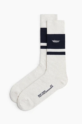 Chaussettes brodées