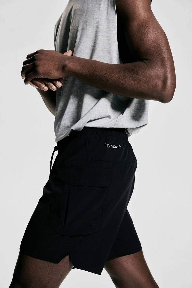 Mid-Length Cargo Sports Shorts with DryMove™