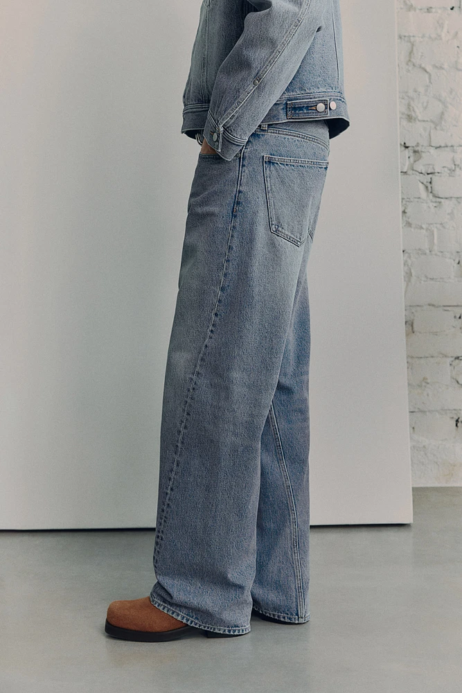 Loose Twisted Jeans