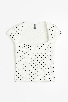 Cap-sleeved Top