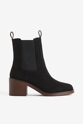 Chelsea Boots with Heel