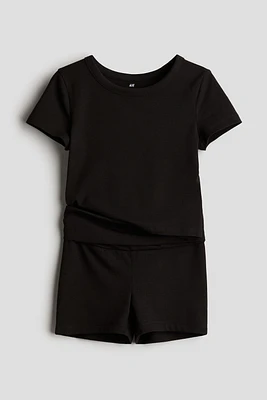Ensemble 2 pièces avec haut et short